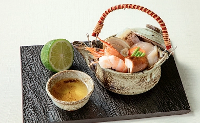 大分特産のかぼすと土瓶蒸し